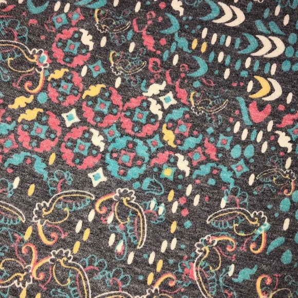 LulaRoe size xxsmall Irma top; new w/tags - Picture 6 of 6
